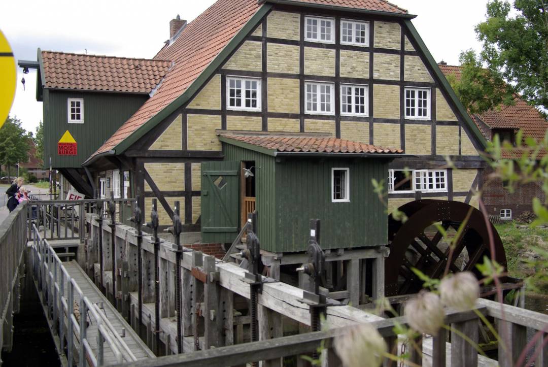 Mühle mit Mühlrad, Mühlenmuseum Moisburg